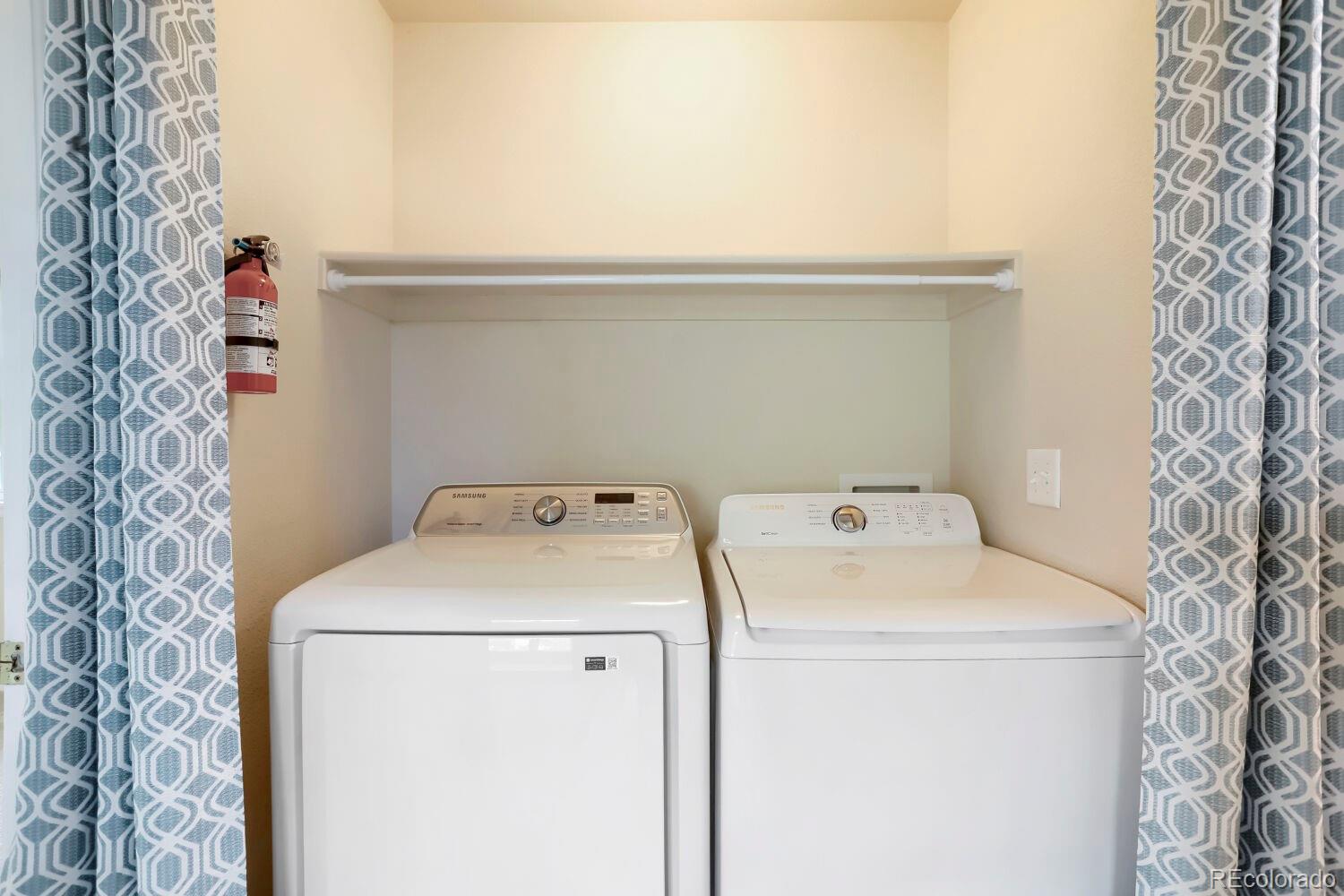 2261 Watersong Circle Longmont CO 80504