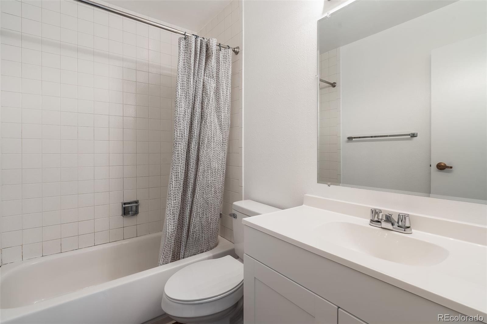 1050 S Monaco Parkway Denver CO 80224