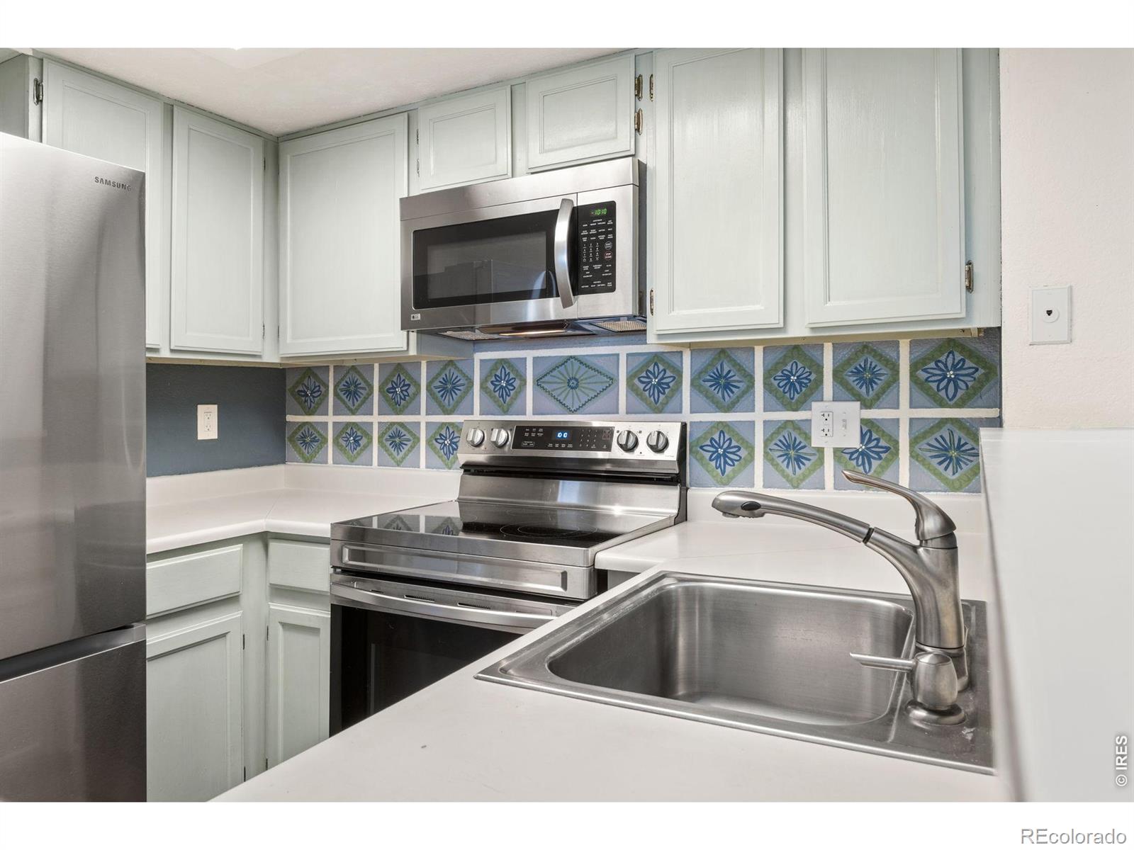 5914 Gunbarrel Avenue Boulder CO 80301
