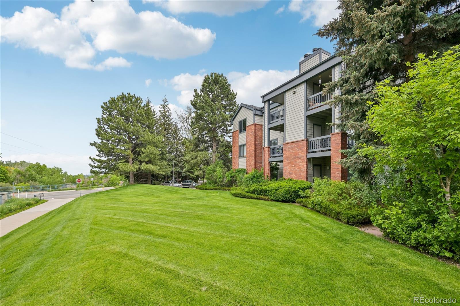 2727 Folsom Street Boulder CO 80304