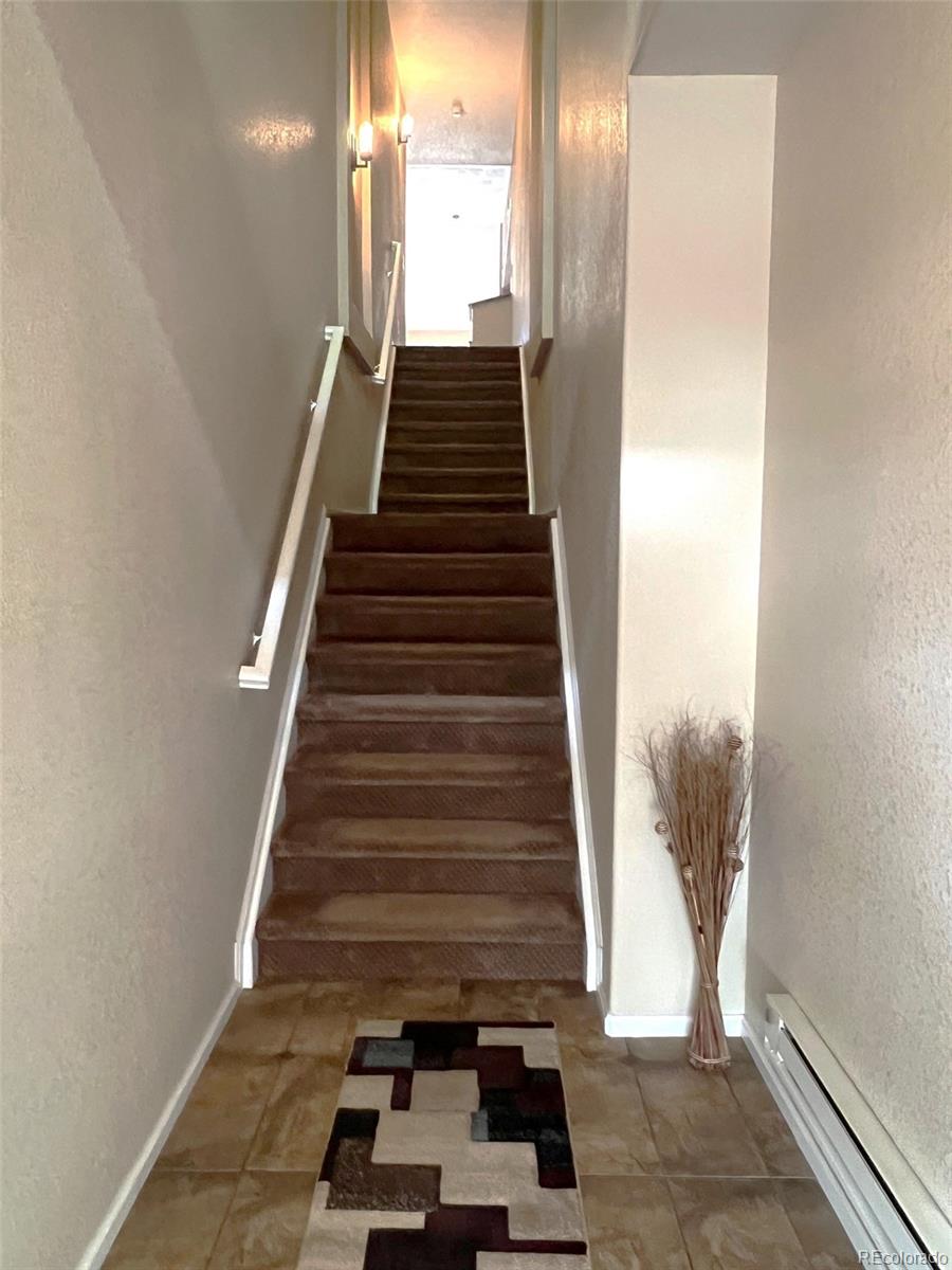 1703 Whitehall Drive Longmont CO 80504
