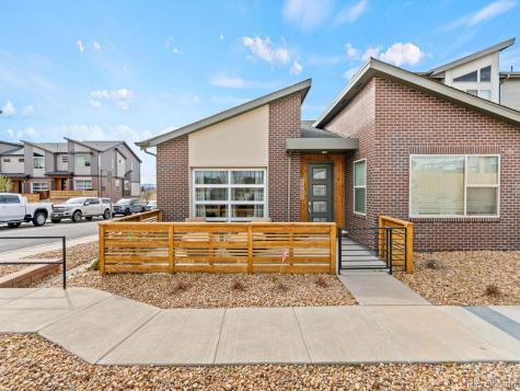 19515 E Sunset Circle Centennial CO 80015