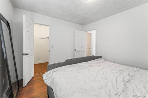 1447 Norfolk Street Aurora CO 80011