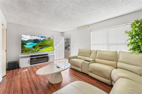 1447 Norfolk Street Aurora CO 80011