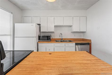 1447 Norfolk Street Aurora CO 80011