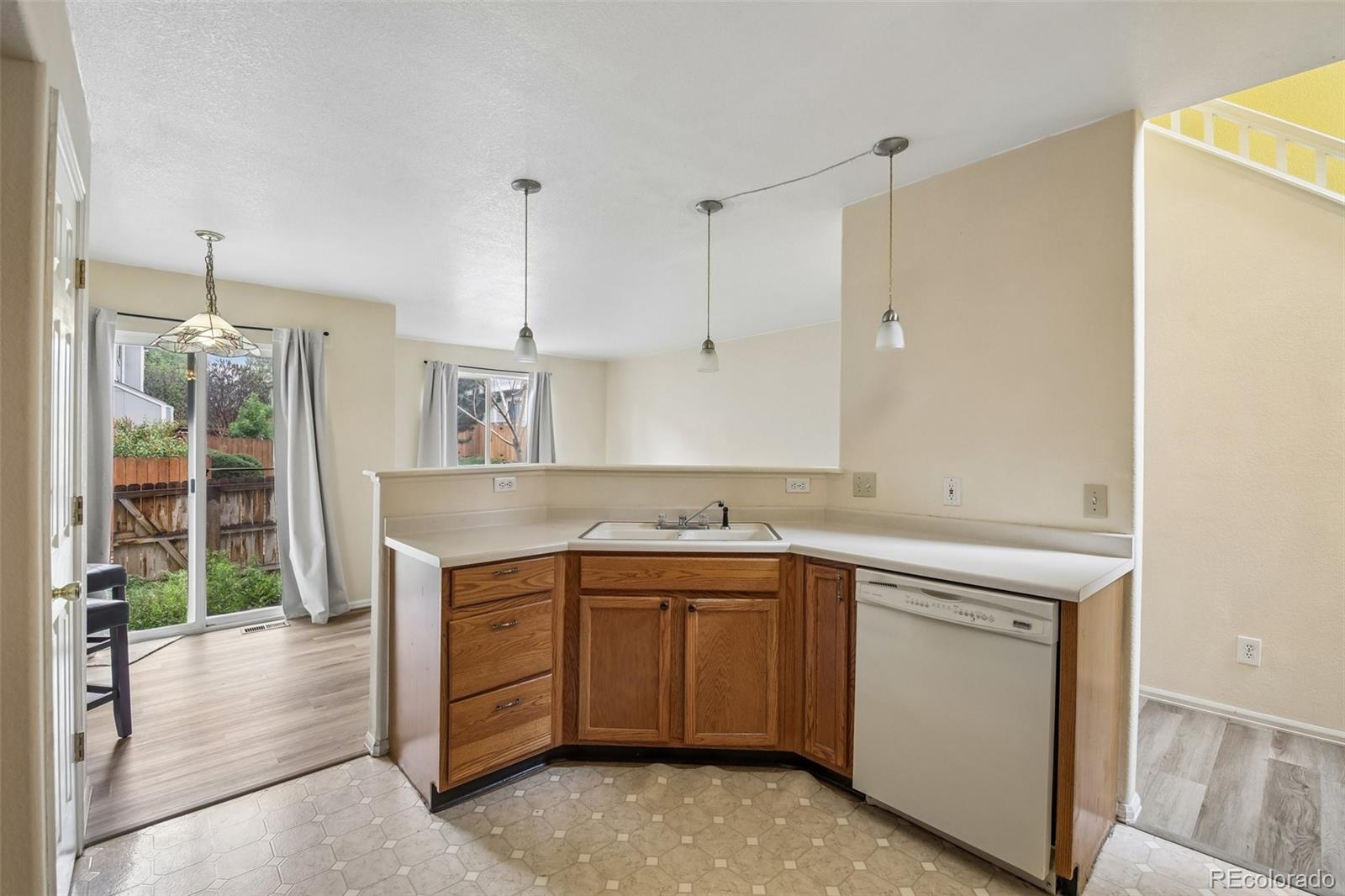 1232 S Waco Street Aurora CO 80017