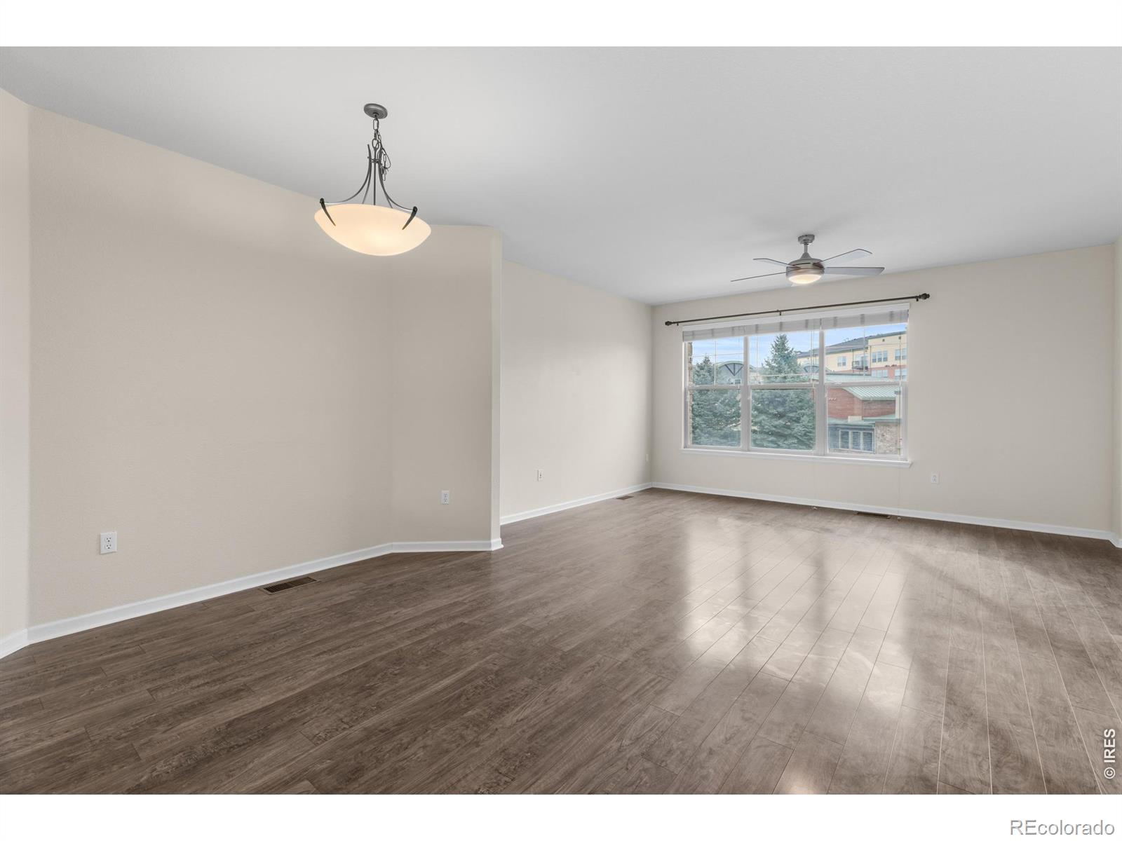 13516 Via Varra Broomfield CO 80020