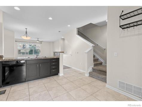 13516 Via Varra Broomfield CO 80020