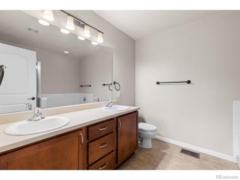 13516 Via Varra Broomfield CO 80020