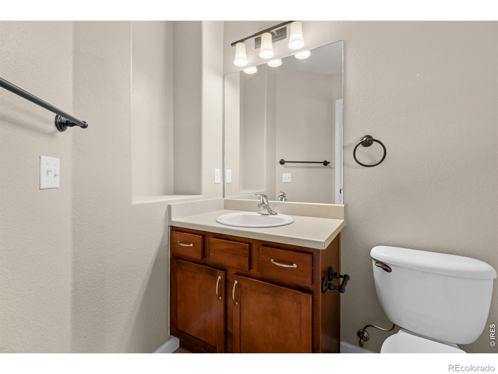 13516 Via Varra Broomfield CO 80020