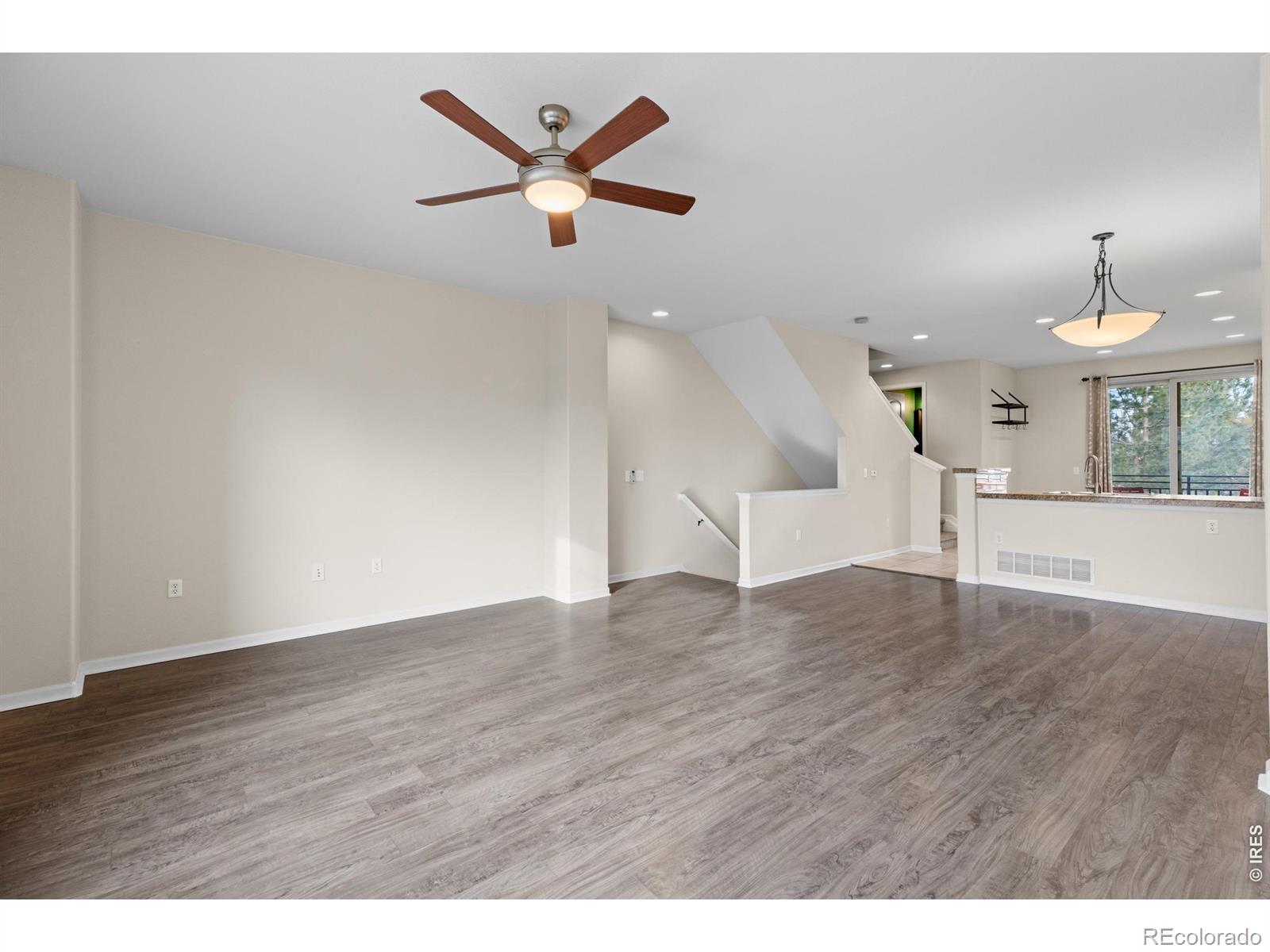 13516 Via Varra Broomfield CO 80020