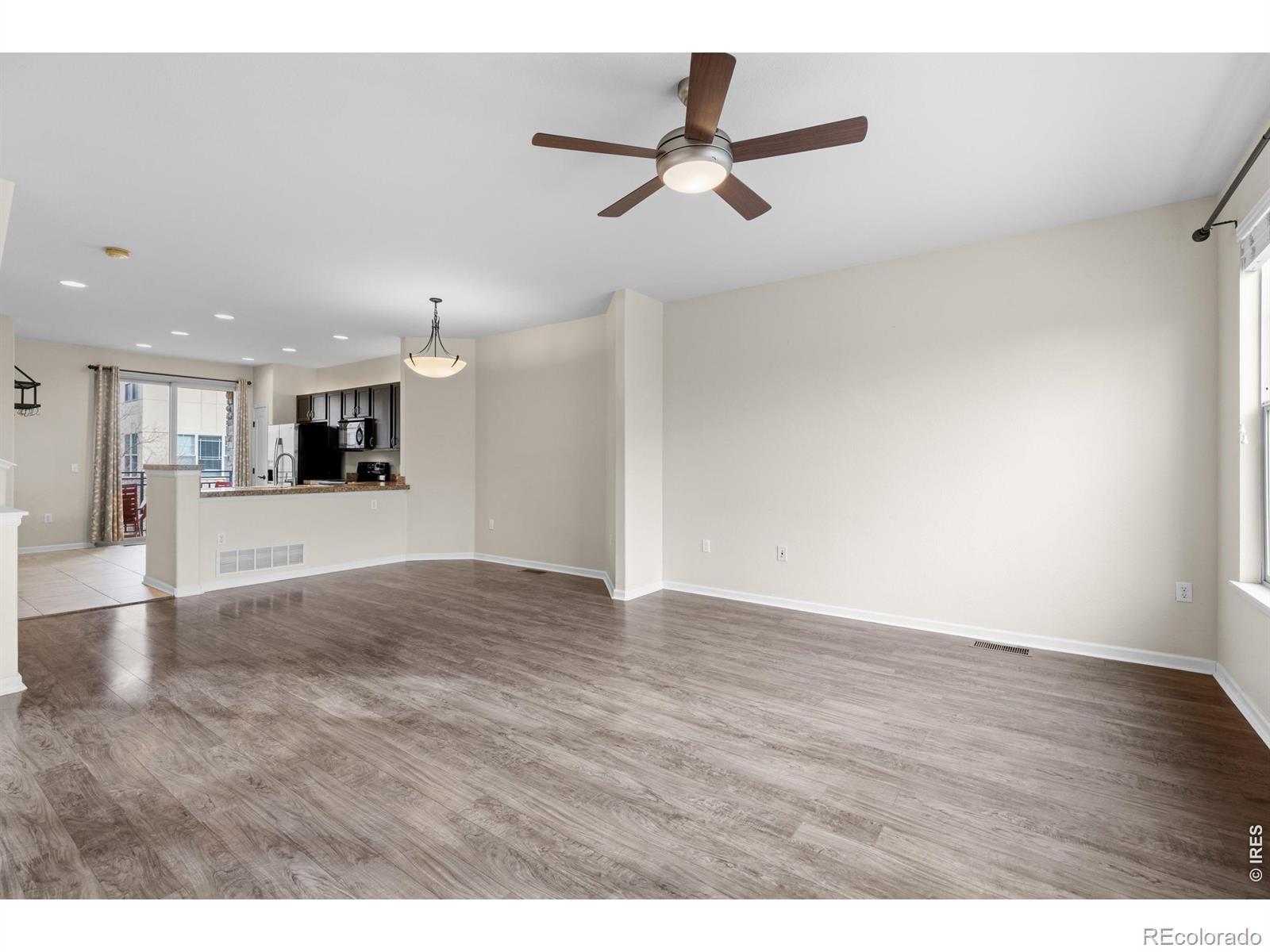 13516 Via Varra Broomfield CO 80020