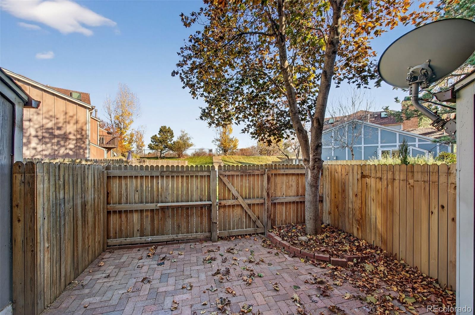 1218 S Flower Circle Lakewood CO 80232