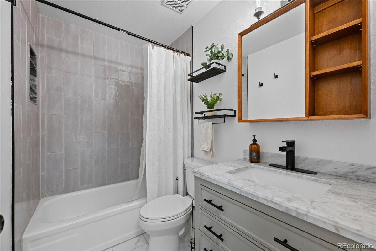 8733 Chase Drive Arvada CO 80003