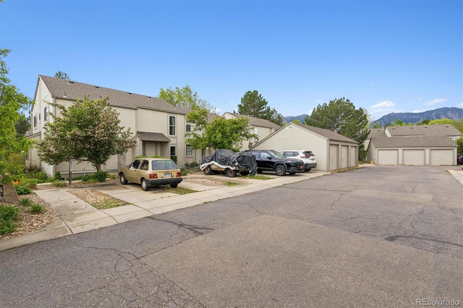 1039 E Moorhead Circle Boulder CO 80305