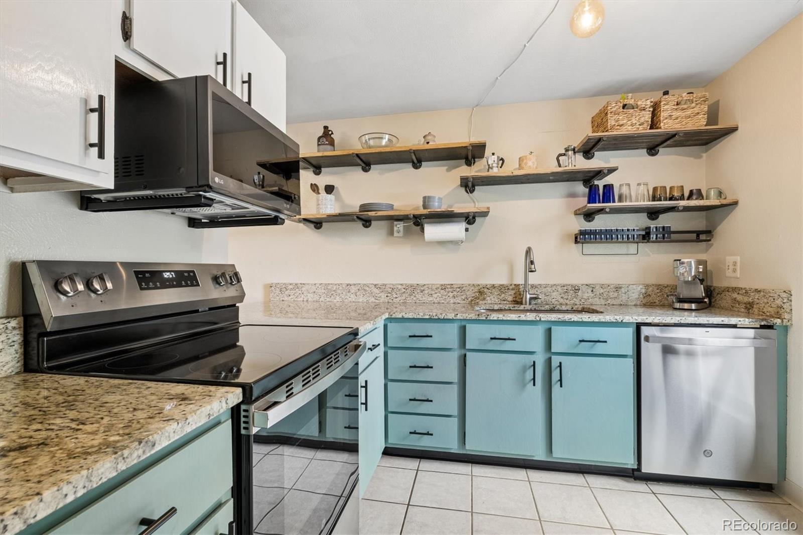 1039 E Moorhead Circle Boulder CO 80305