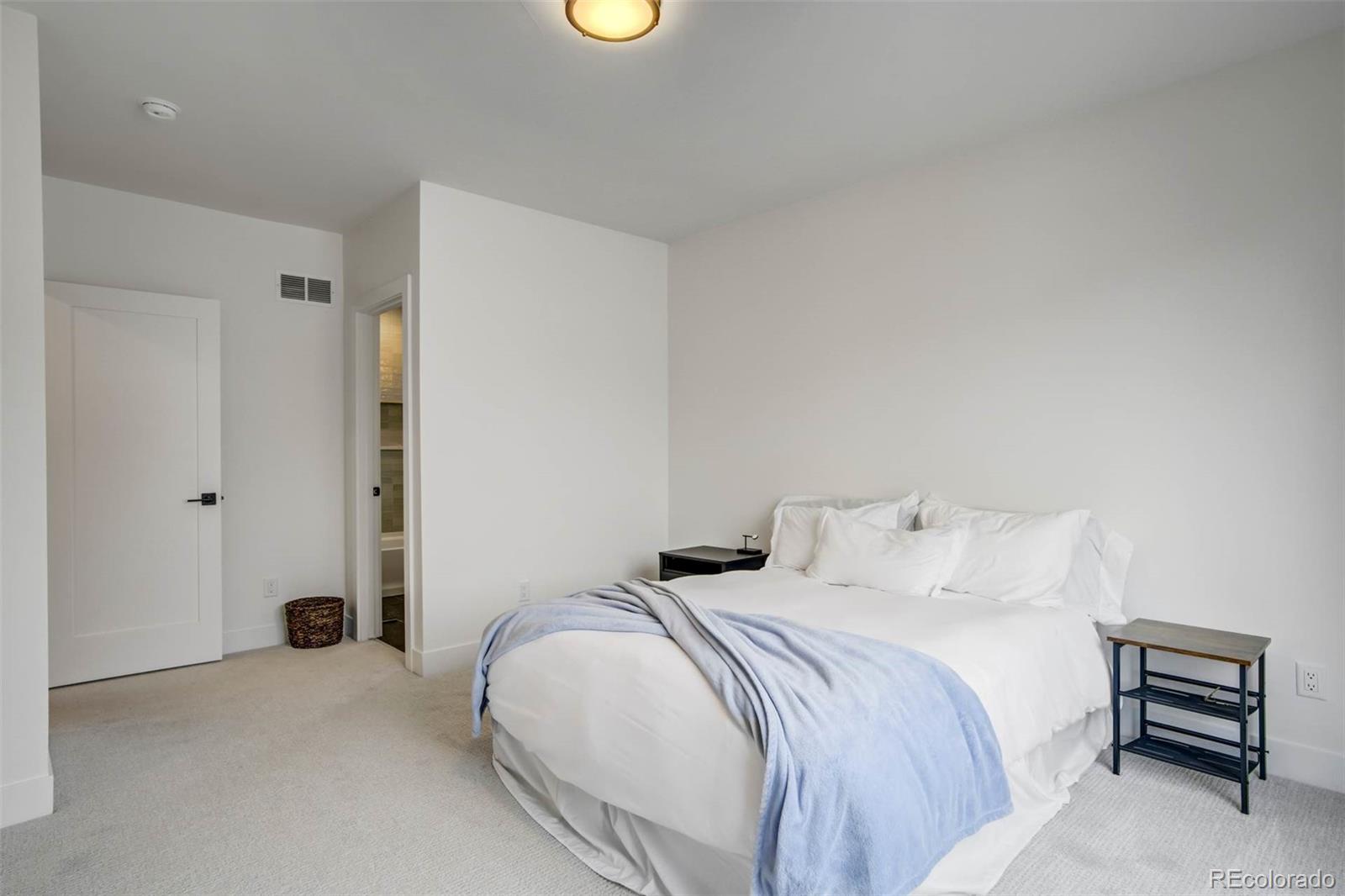2526 S Lincoln Street Denver CO 80210