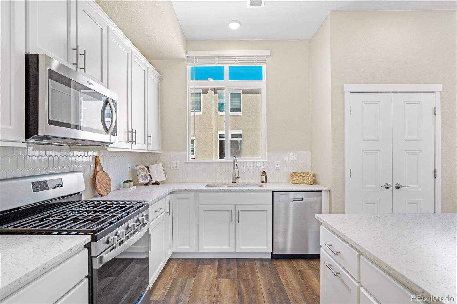 2220 S Mcintyre Street Lakewood CO 80228