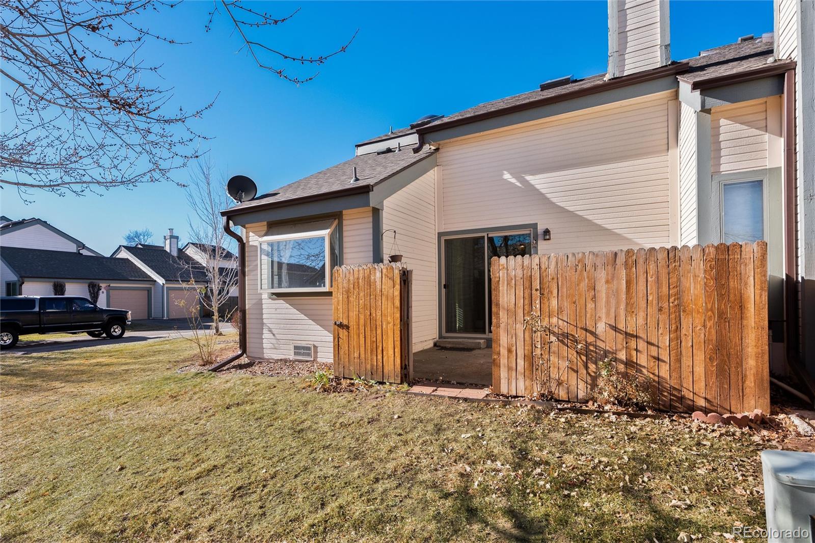 8520 S Estes Street Littleton CO 80128