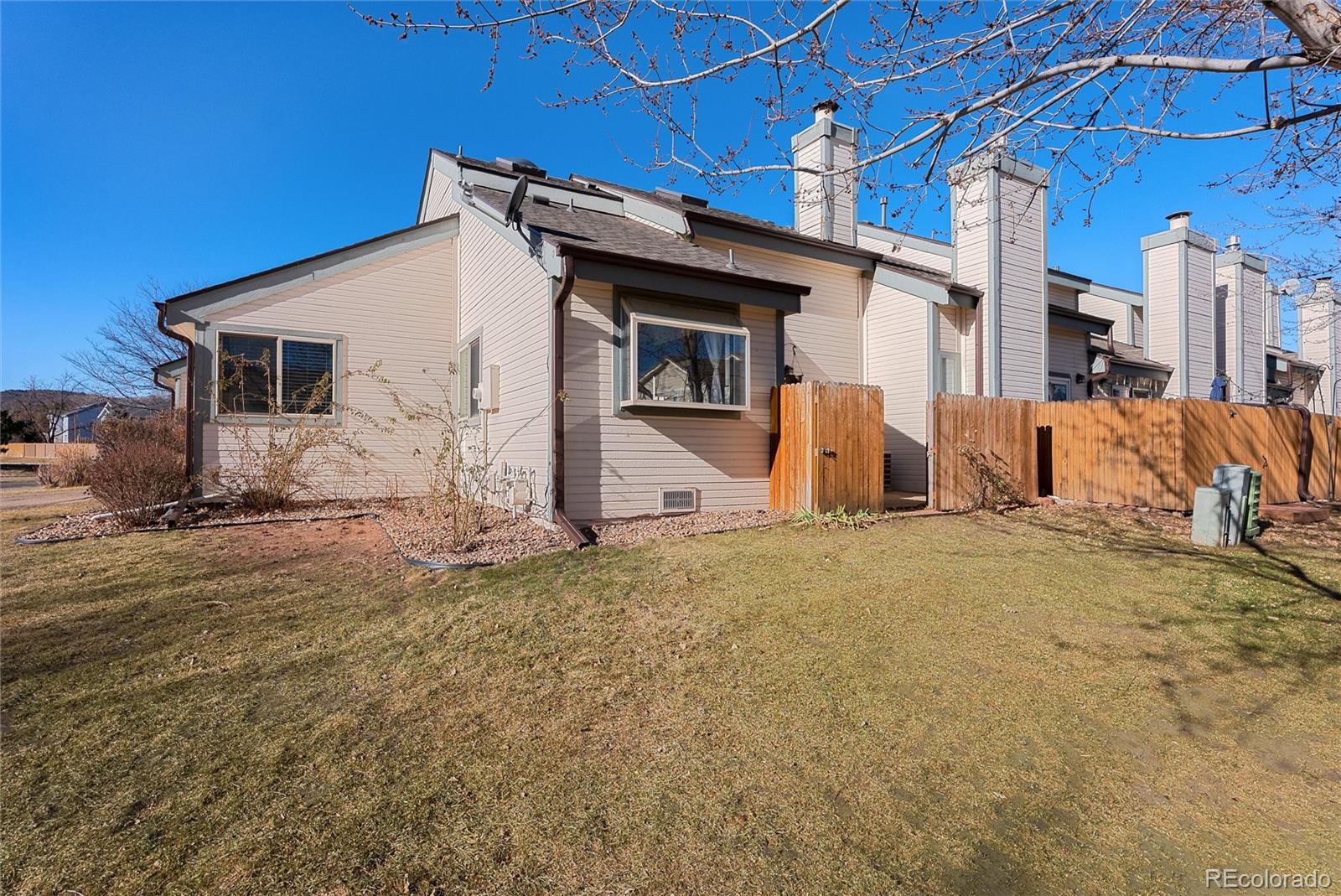 8520 S Estes Street Littleton CO 80128