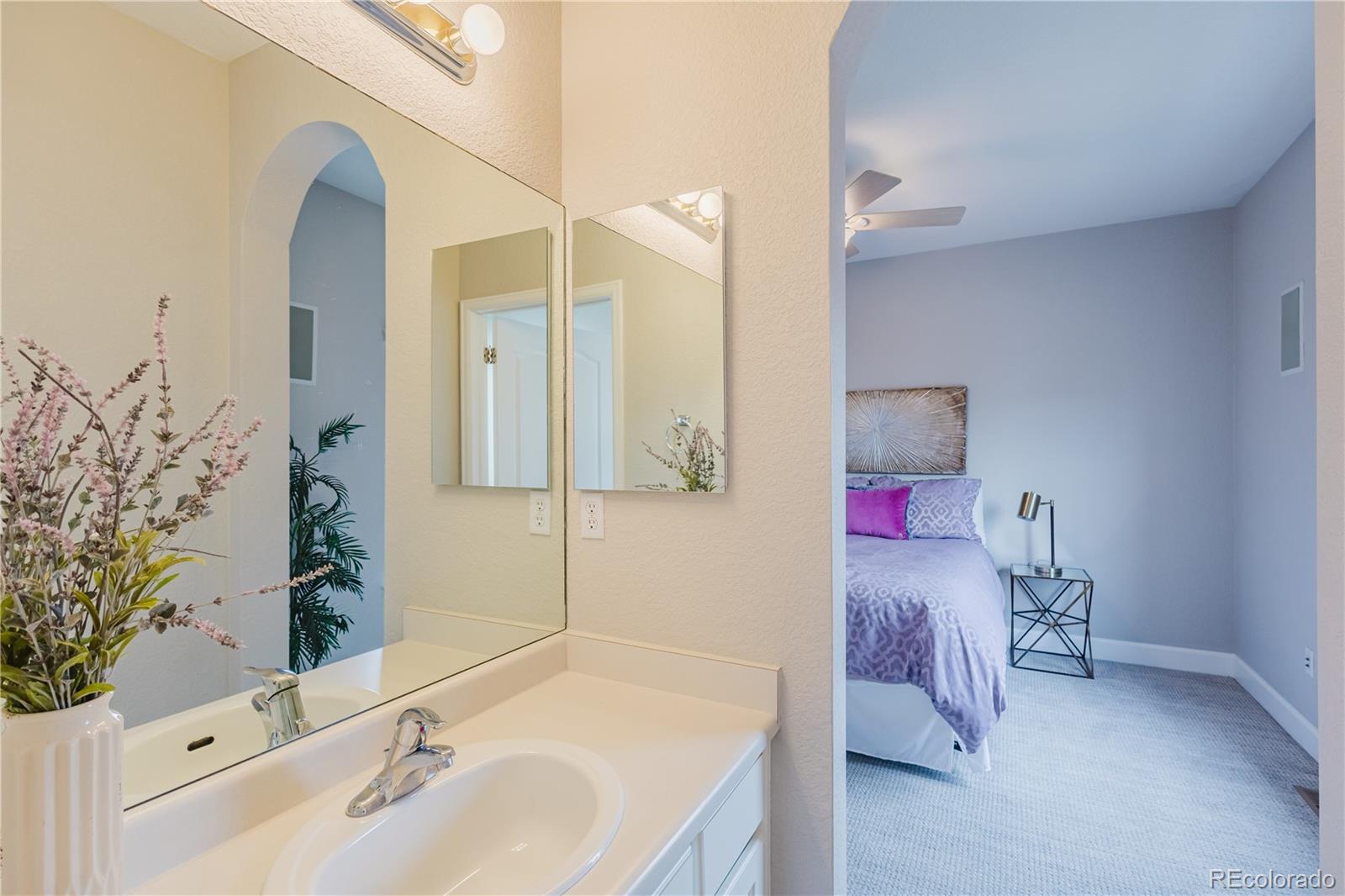 9620 Kent Place Aurora CO 80014