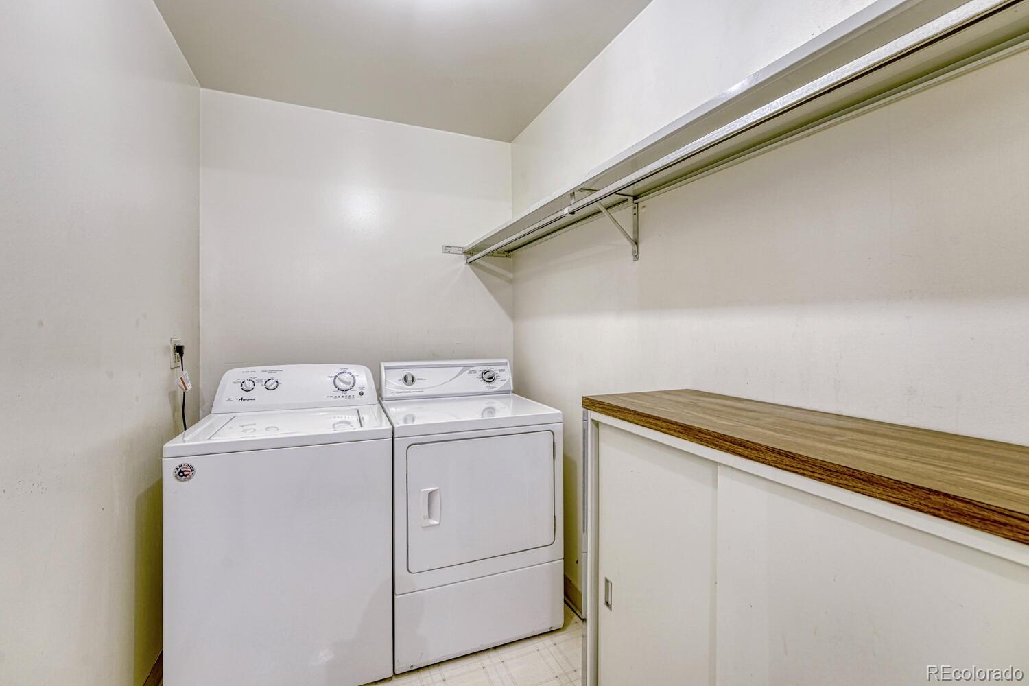 3465 S Poplar Street Denver CO 80224