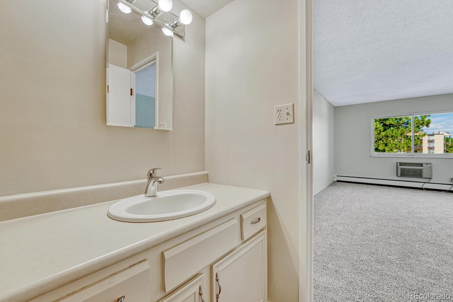 3465 S Poplar Street Denver CO 80224