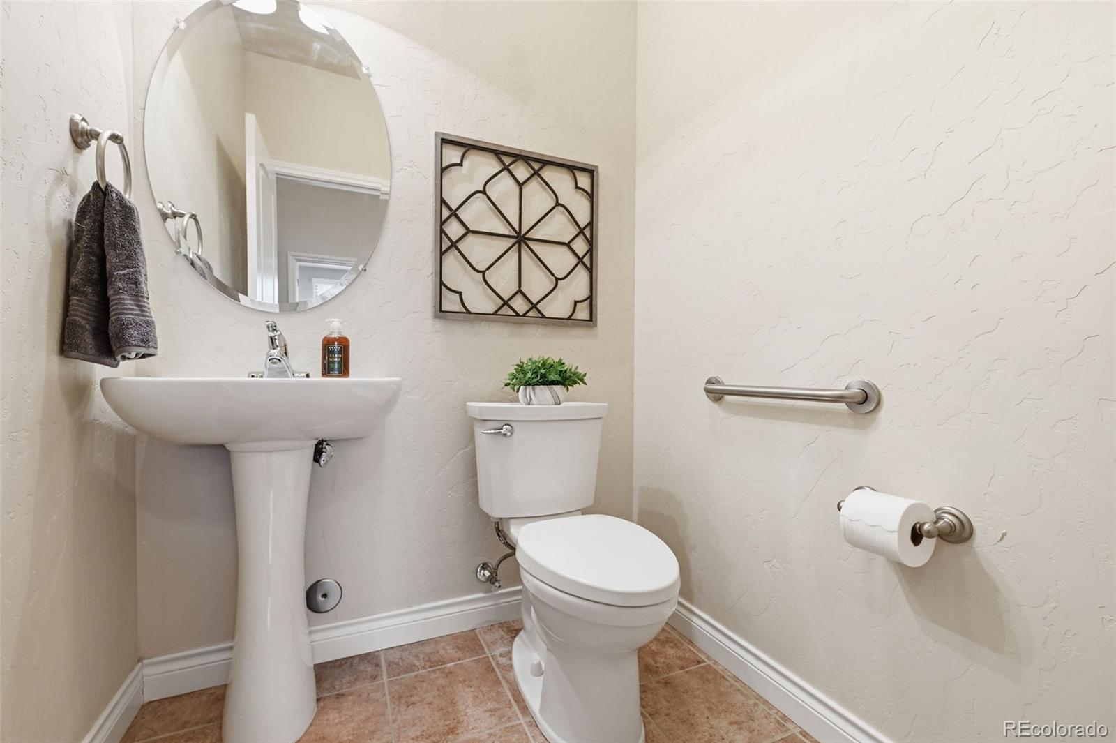 4417 Echo Court Larkspur CO 80118