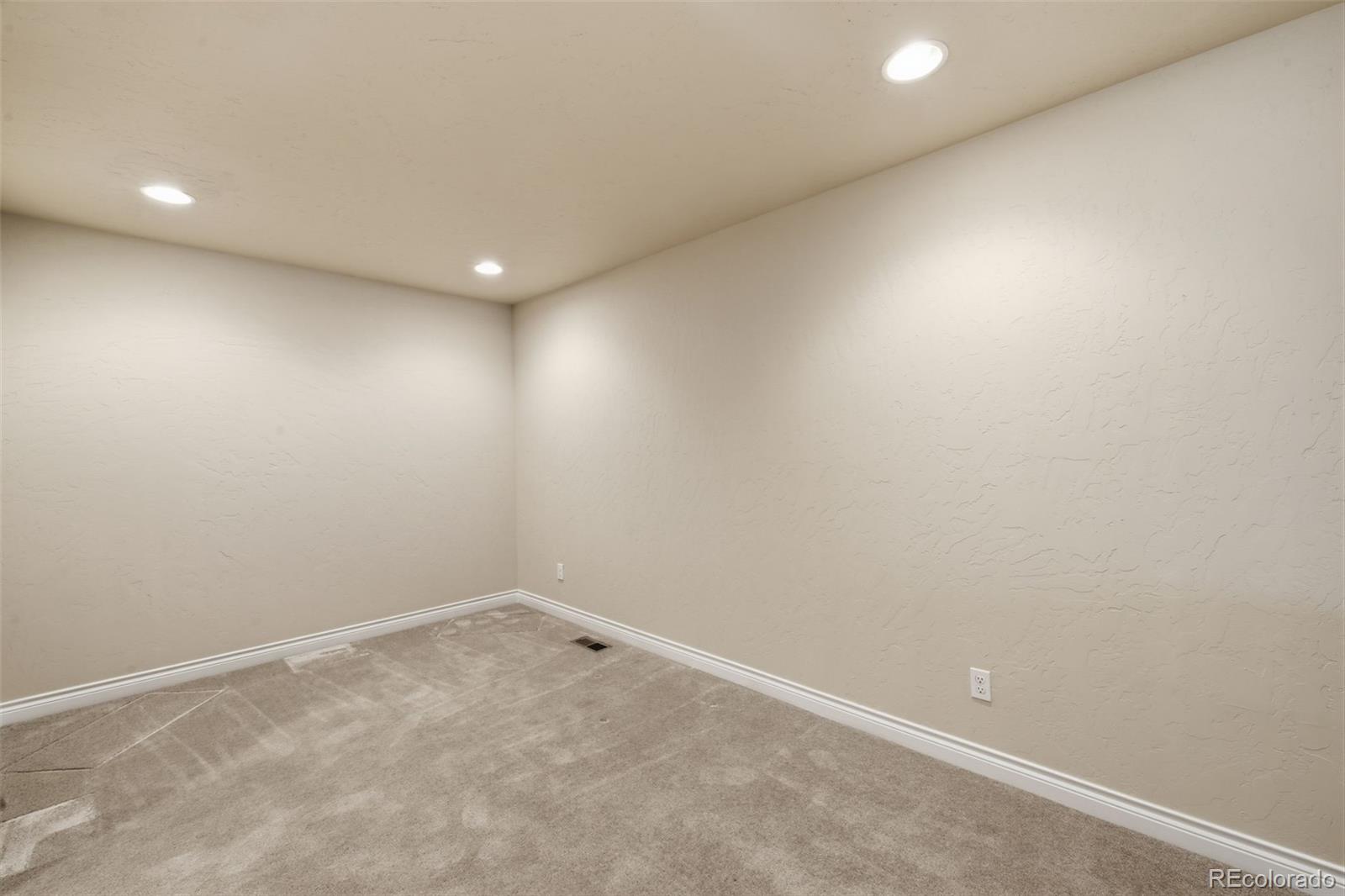 4417 Echo Court Larkspur CO 80118