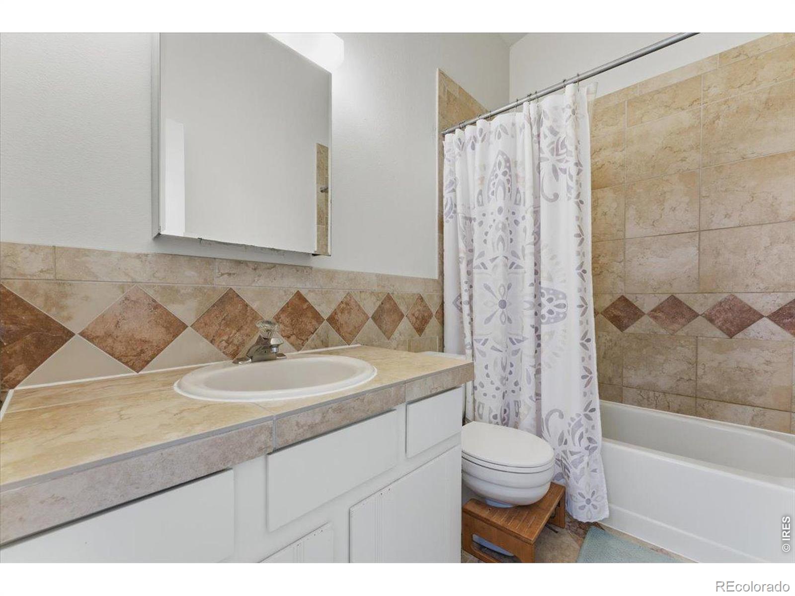 3200 Azalea Drive Fort Collins CO 80526