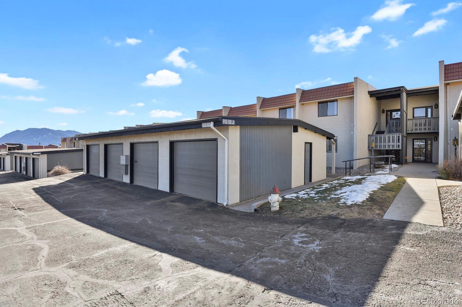 910 Fontmore Road Colorado Springs CO 80904