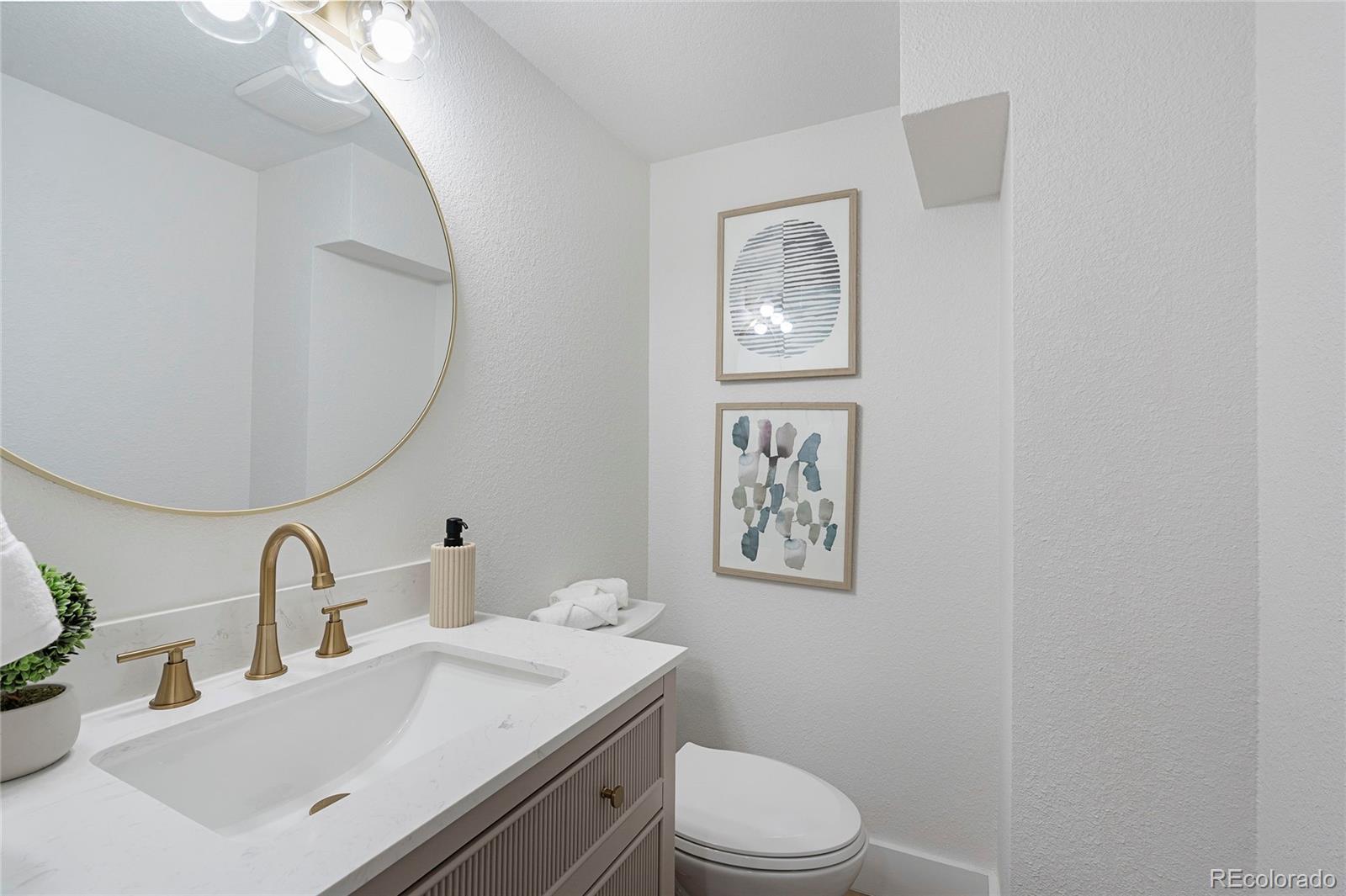 5743 S Lowell Boulevard Littleton CO 80123