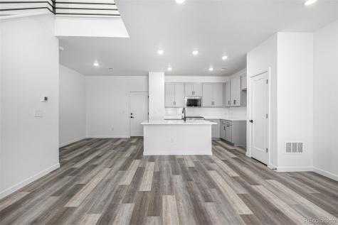 5688 N Killarney Court Aurora CO 80019