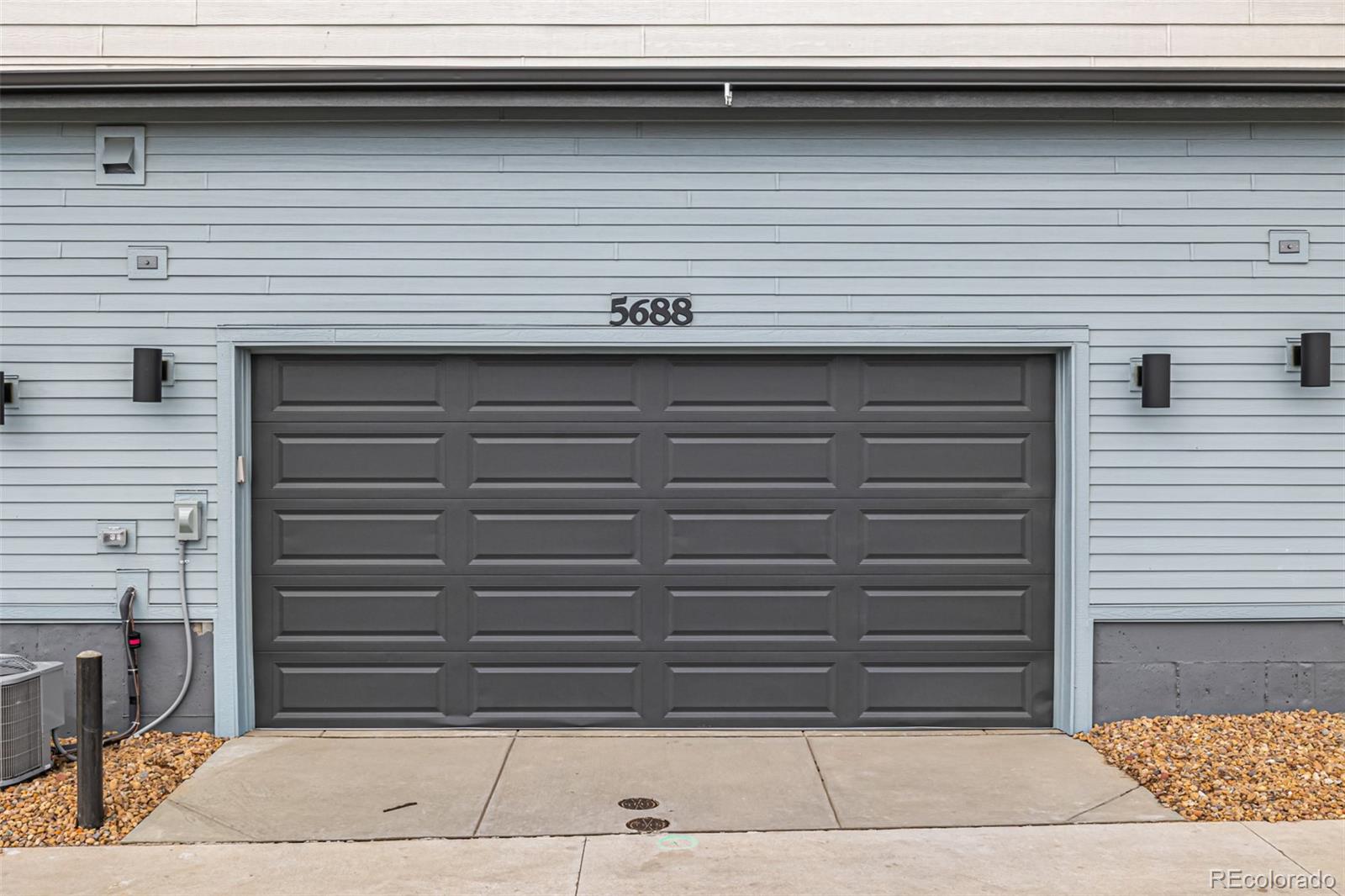 5688 N Killarney Court Aurora CO 80019