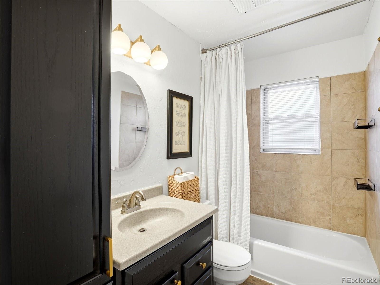 7105 S Gaylord Street Centennial CO 80122