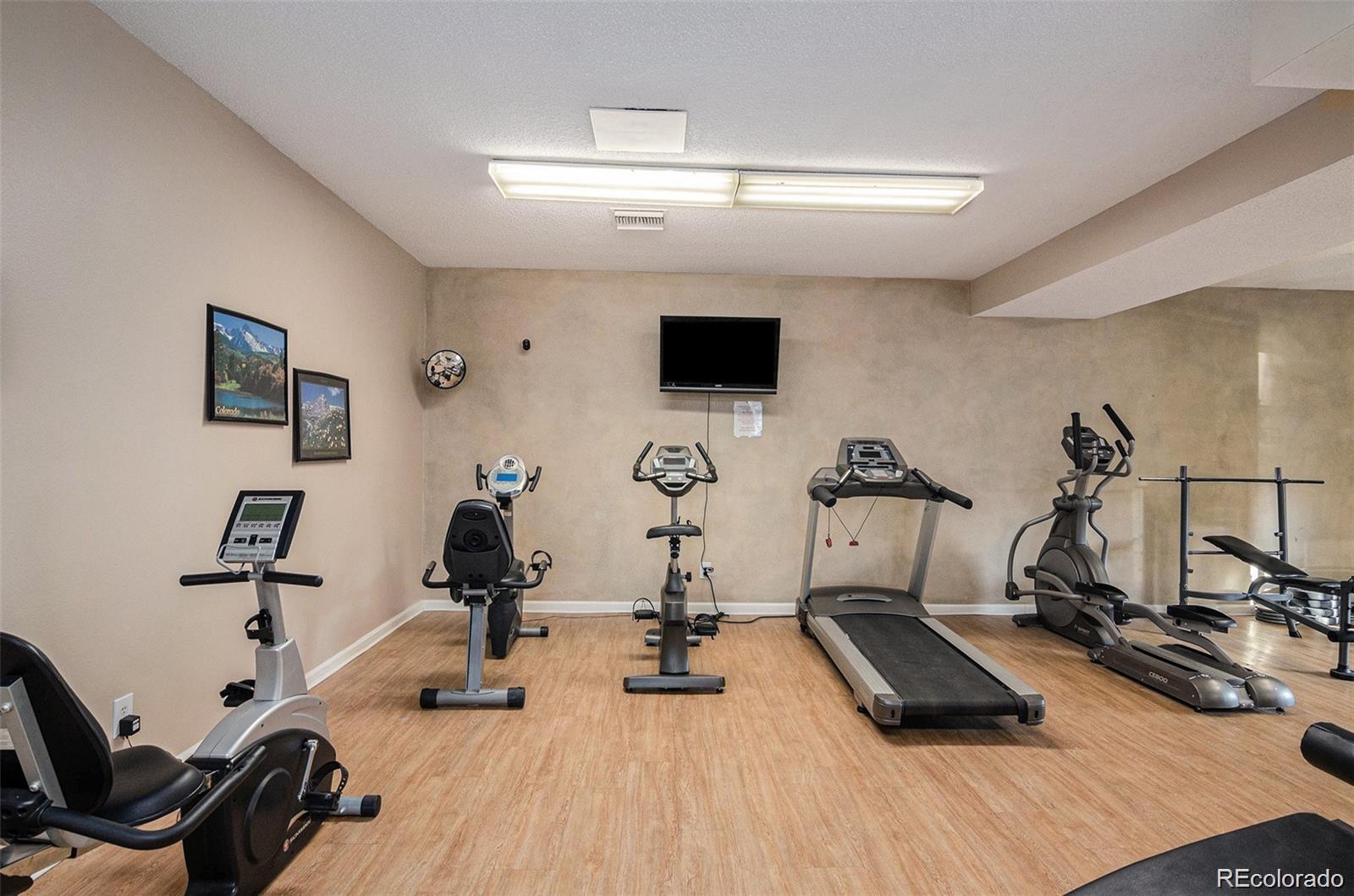 7105 S Gaylord Street Centennial CO 80122