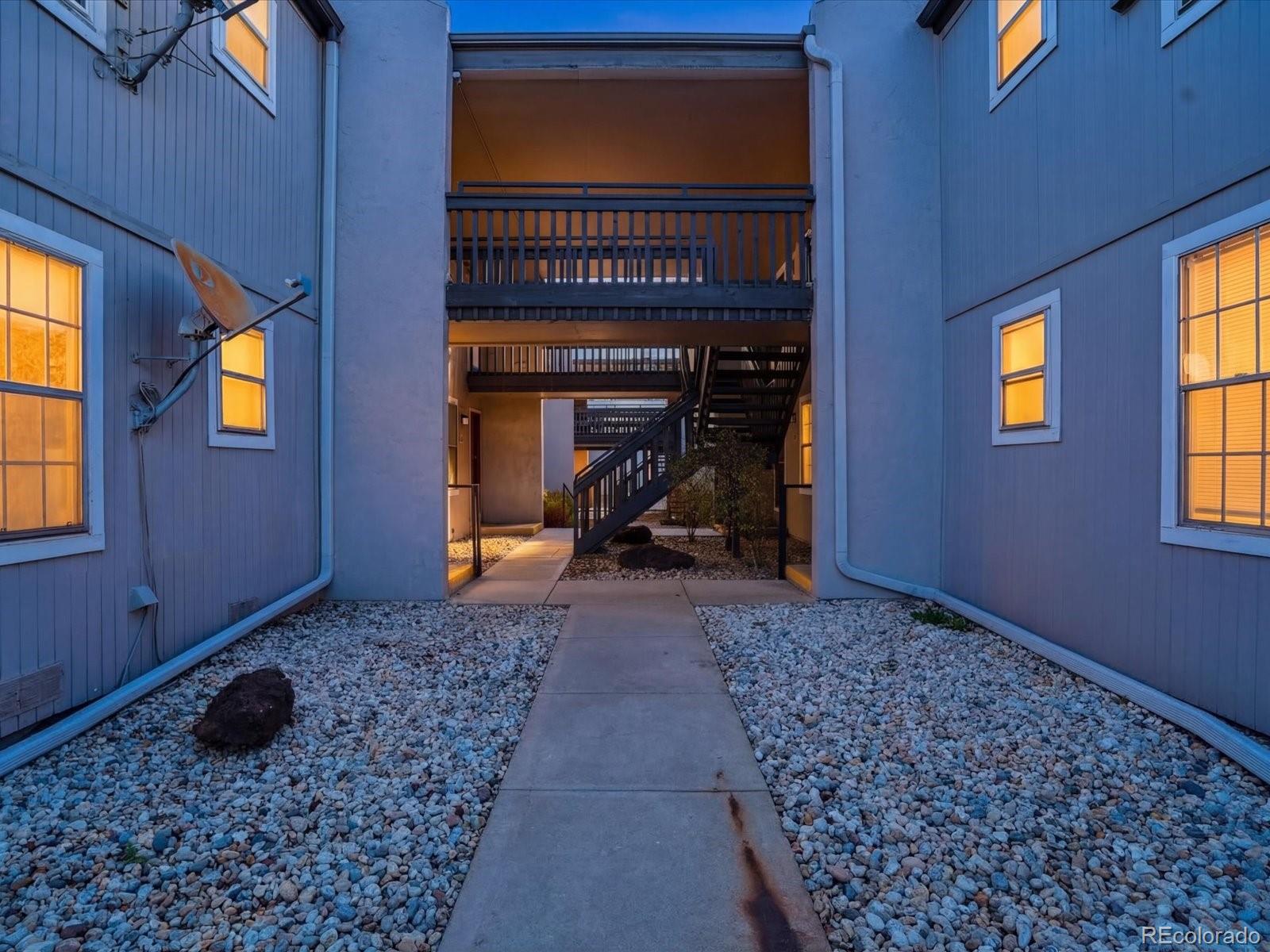 7105 S Gaylord Street Centennial CO 80122