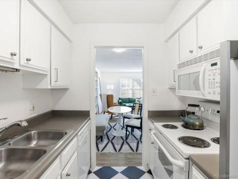 7105 S Gaylord Street Centennial CO 80122