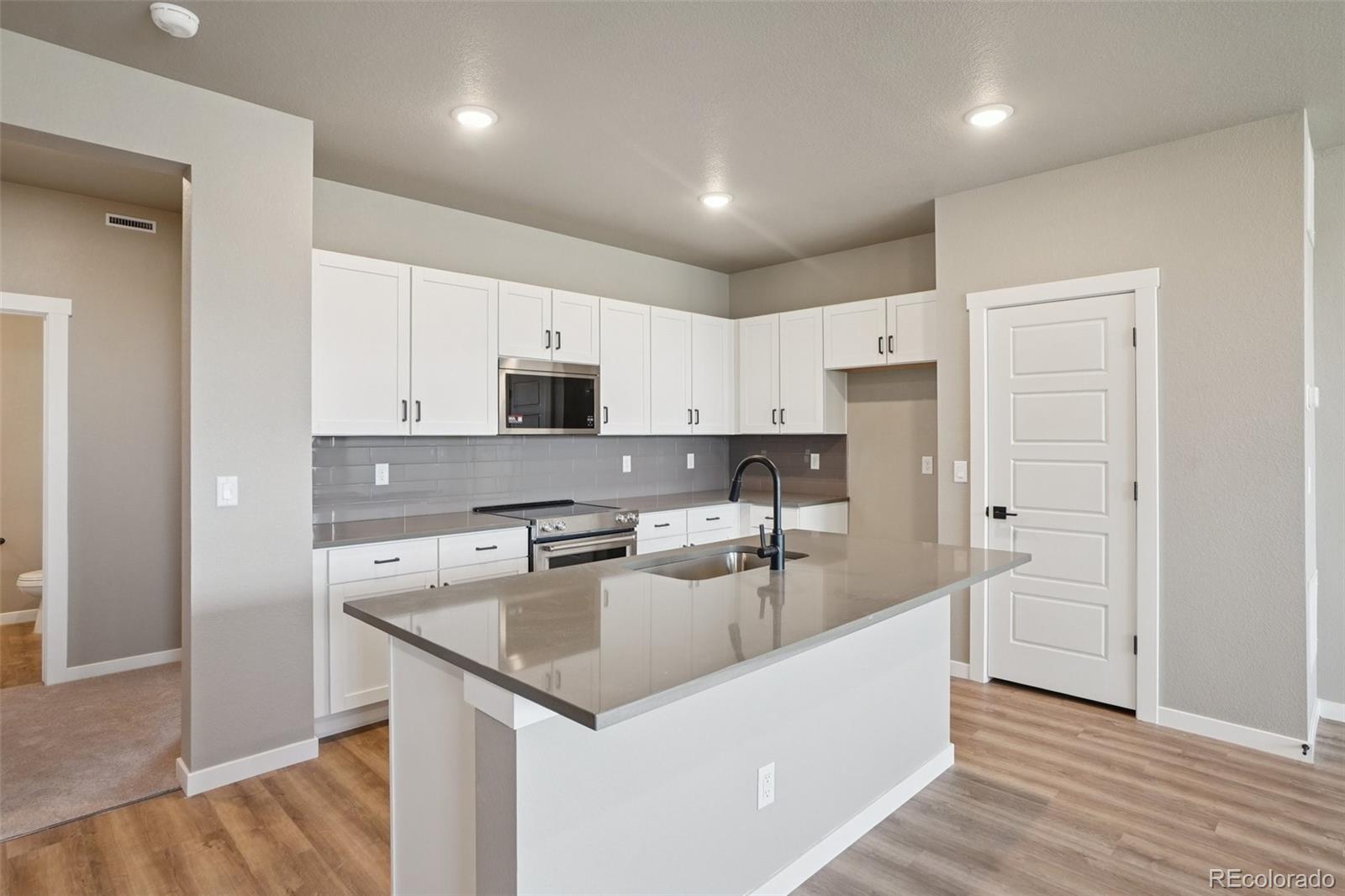 5423 N Eaton Park Way Aurora CO 80019