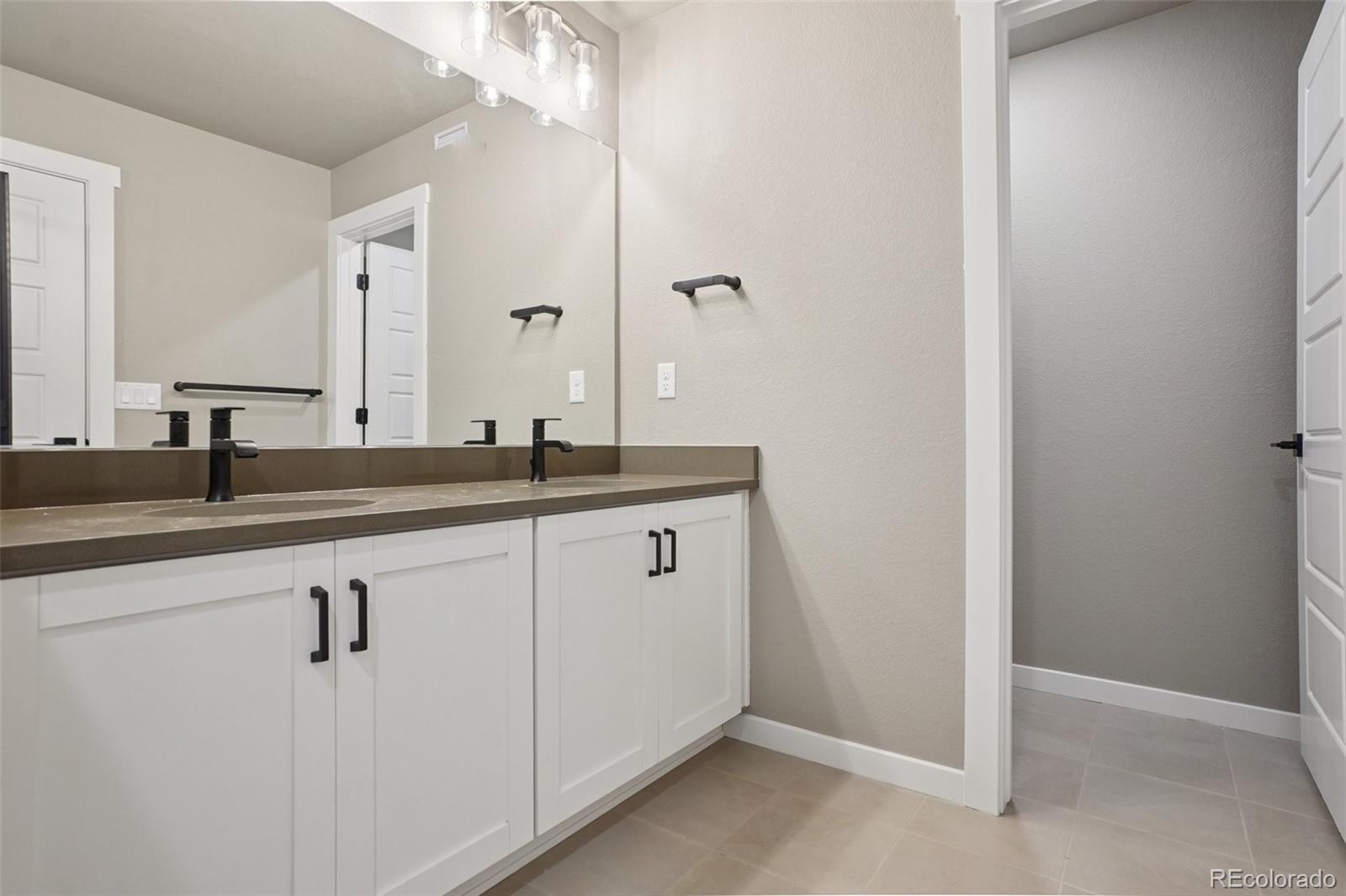 5423 N Eaton Park Way Aurora CO 80019