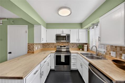 9410 W Ontario Drive Littleton CO 80128