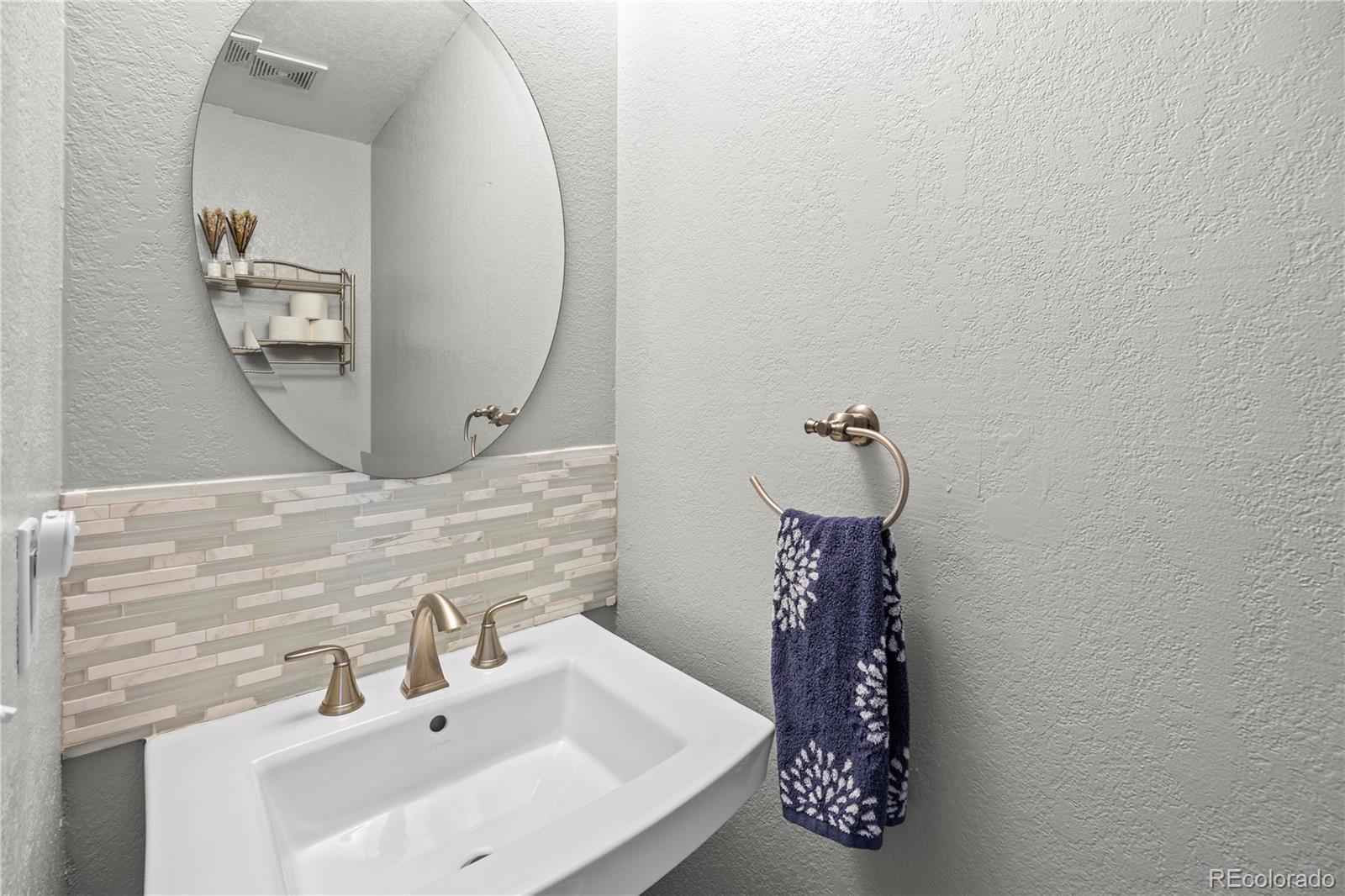 2597 E Nichols Circle Centennial CO 80122