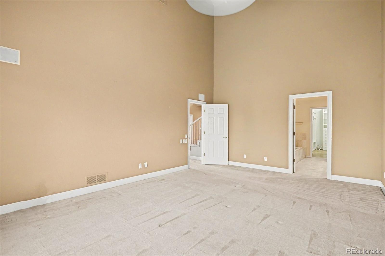 8231 S Seabrook Lane Littleton CO 80120