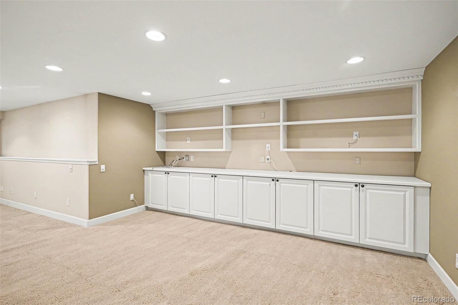 8231 S Seabrook Lane Littleton CO 80120