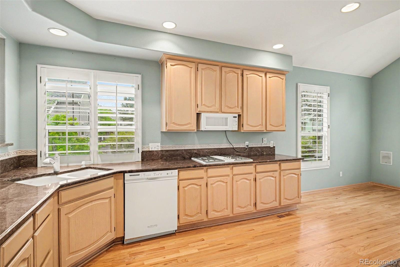 8231 S Seabrook Lane Littleton CO 80120