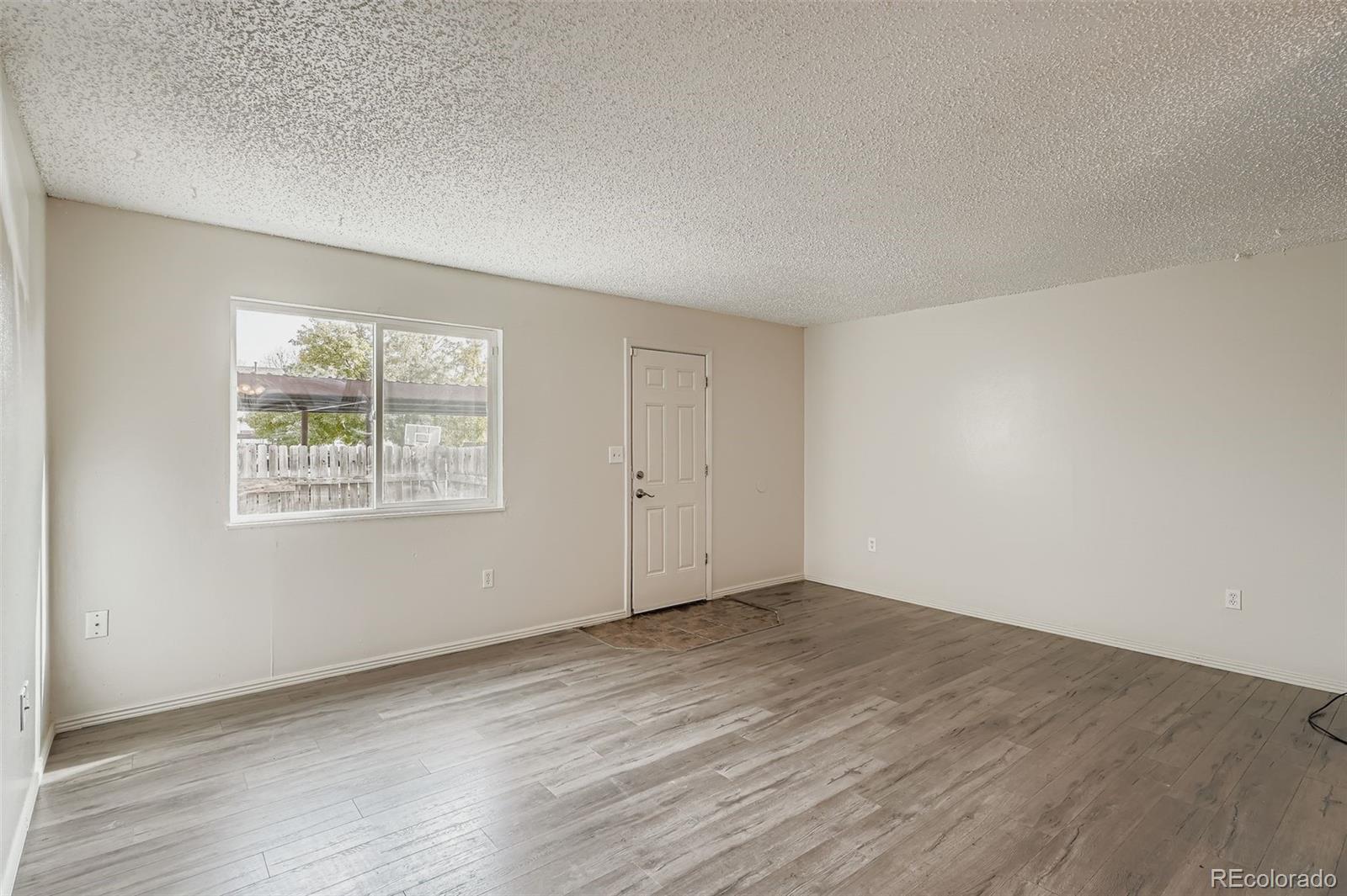 8770 Rainbow Avenue Denver CO 80229
