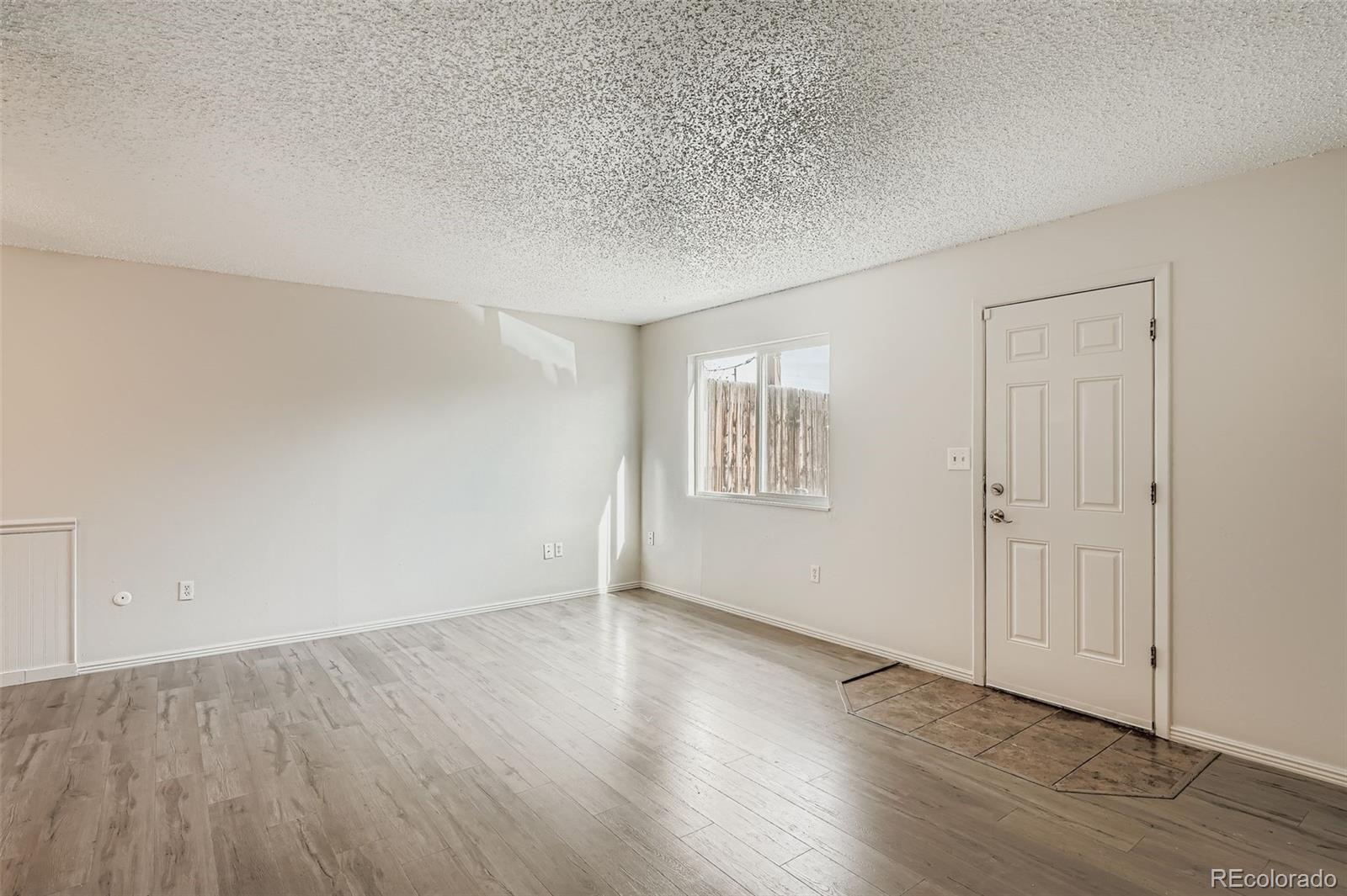 8770 Rainbow Avenue Denver CO 80229