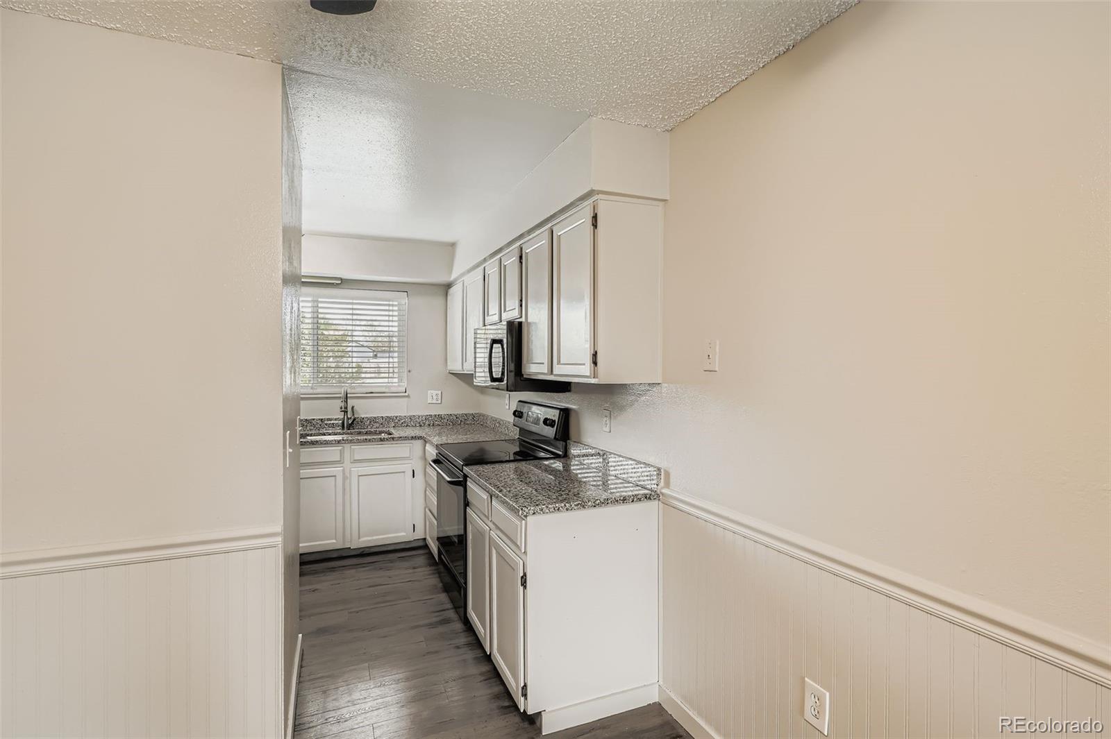 8770 Rainbow Avenue Denver CO 80229