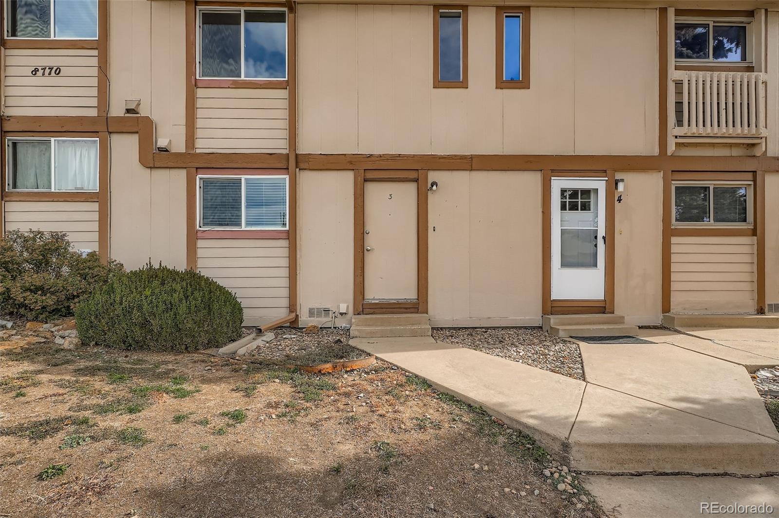 8770 Rainbow Avenue Denver CO 80229