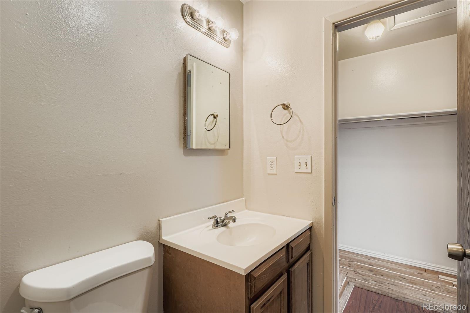 8770 Rainbow Avenue Denver CO 80229